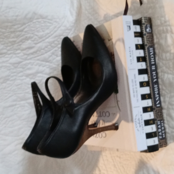 PIED A TERRE Black Pumps - Picture 2 of 5